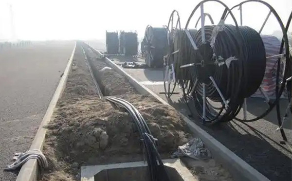 现代通信网络建设指南:庄浪光缆施工全流程技术解析与质量控制 现代通信网络建设指南:庄浪光缆施工全流程技术解析与质量控制